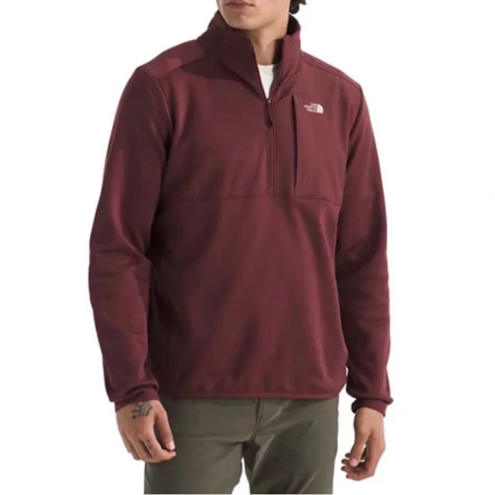 The North Face NEW‎ WITH TAGS Performance 1/4 Zip Pullover Size Large